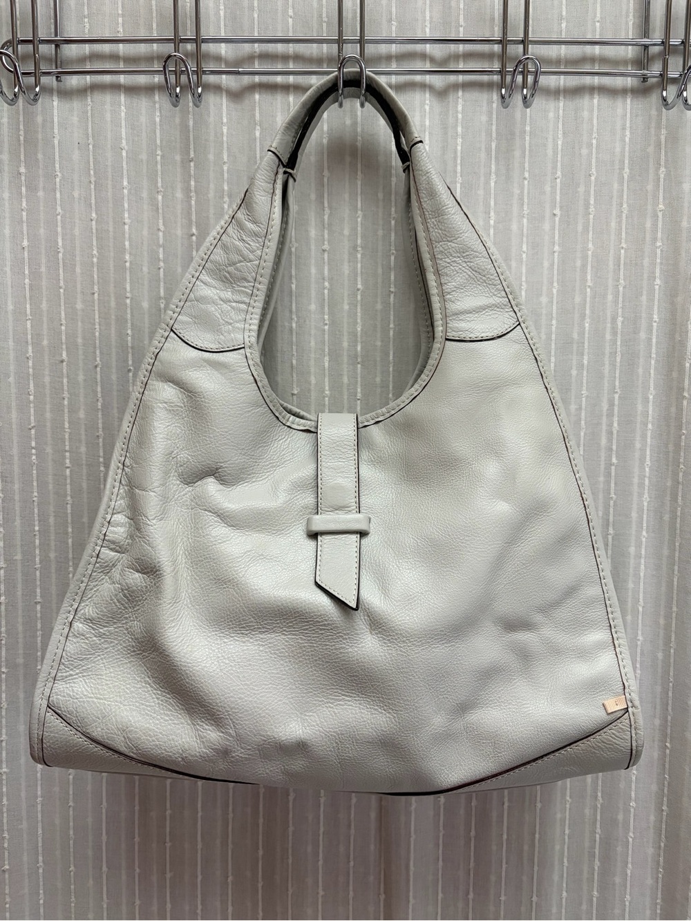 SJP by Sarah Jessica Parker White Leather Hobo Shoulder Bag Purse Magnetic Strap